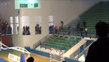 ΠΡΩΤΗ ΔΙΑΚΟΠΗ