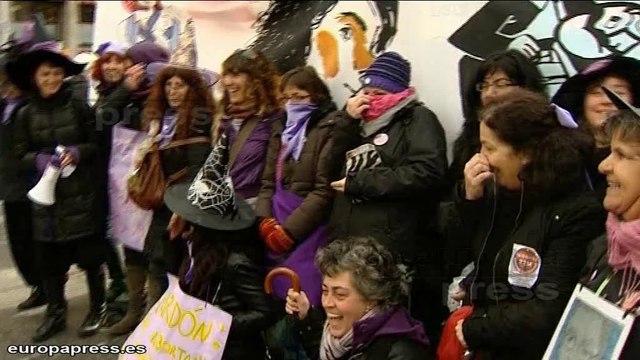 Miles de personas se manifiestan contra la Ley del Aborto