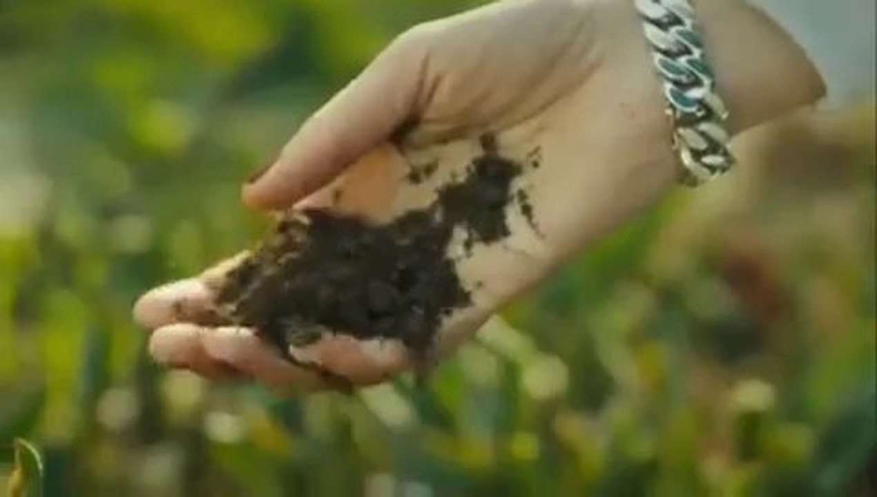 اعلان مسلسل عشاق المال الاسود بطولة أنجين أكيوريك وطوبا بيوكستون