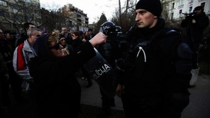 Bosnia-Herzegovina riots turn violent in Tuzla