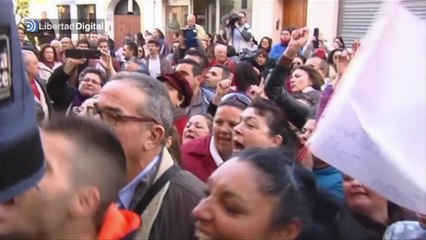 Indignación de los vecinos de Alcalá de Guadaíra