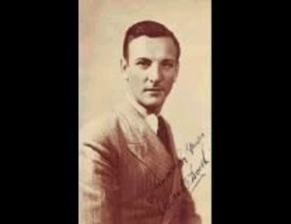 "I'll walk beside you" (Alan Murray) sung by Webster Booth.