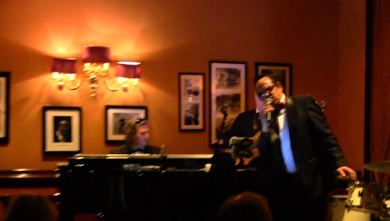 Falling in love with you - Alan Landry, The Legendary Voice of Monte Carlo performs at Hotel de Paris, MC