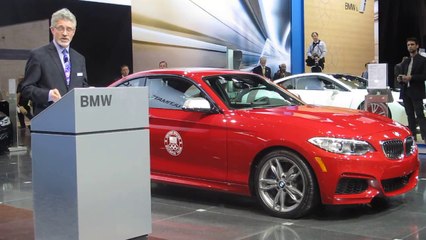 "BMW i 360 Degree Program" Explained at Chicago Autro Show