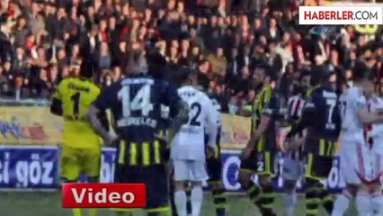 Ersun Yanal Hakem Yunus Yıldırım'la Yüz Yüze Geldi