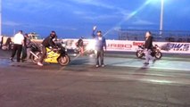 Motorcycle Drag Race- CBR vs Kawasaki ZX-6R 636