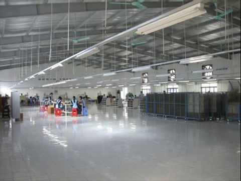 CHUYÊN BÁN MÁY CHÁ SÀN - MÁY HÚT BỤI CHUYÊN DÙNG CHO NHÀ XƯỞNG - HOTLING 0933 476 735