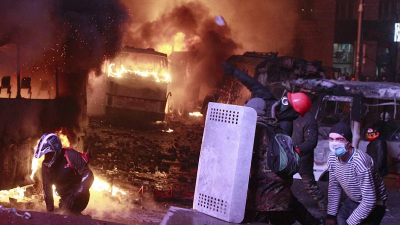 Сирены #Евромайдана - группа Social Classes