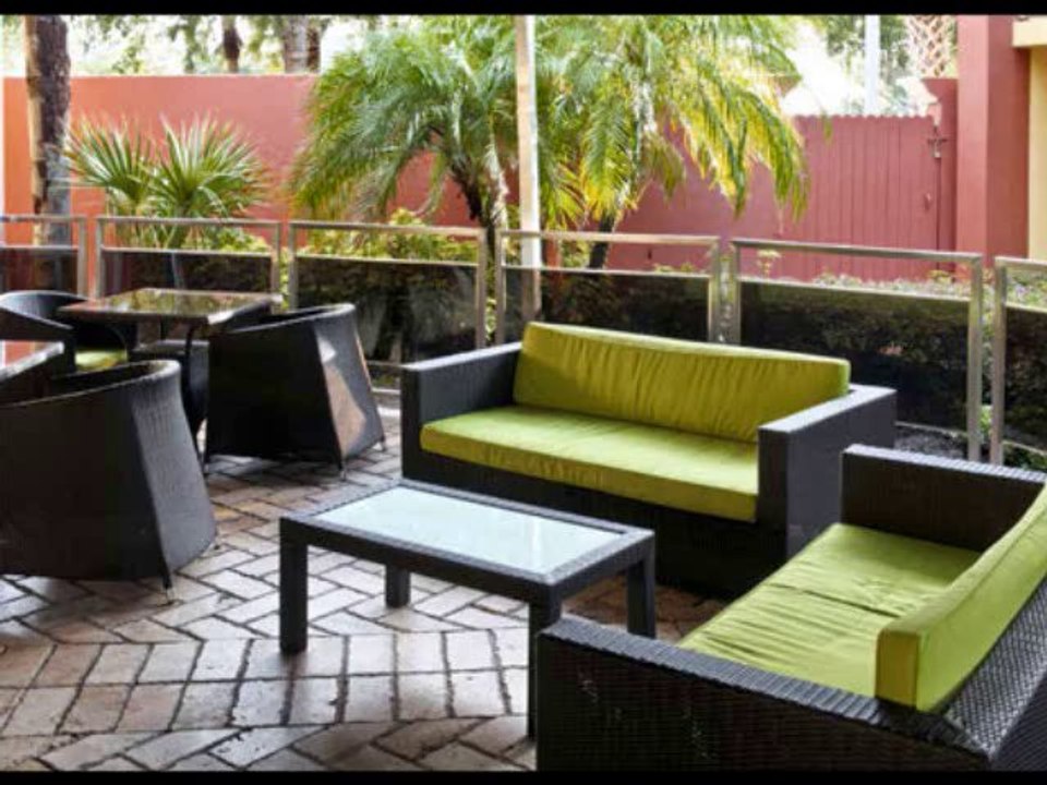 Hotels near convention center