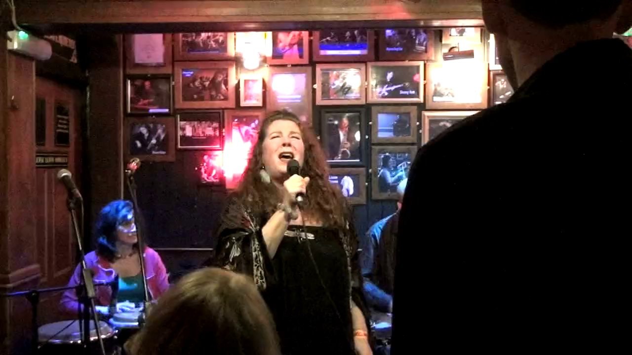 09-02-14 Sisters With Voices at the Cori Tap Joanna Swan pt 1