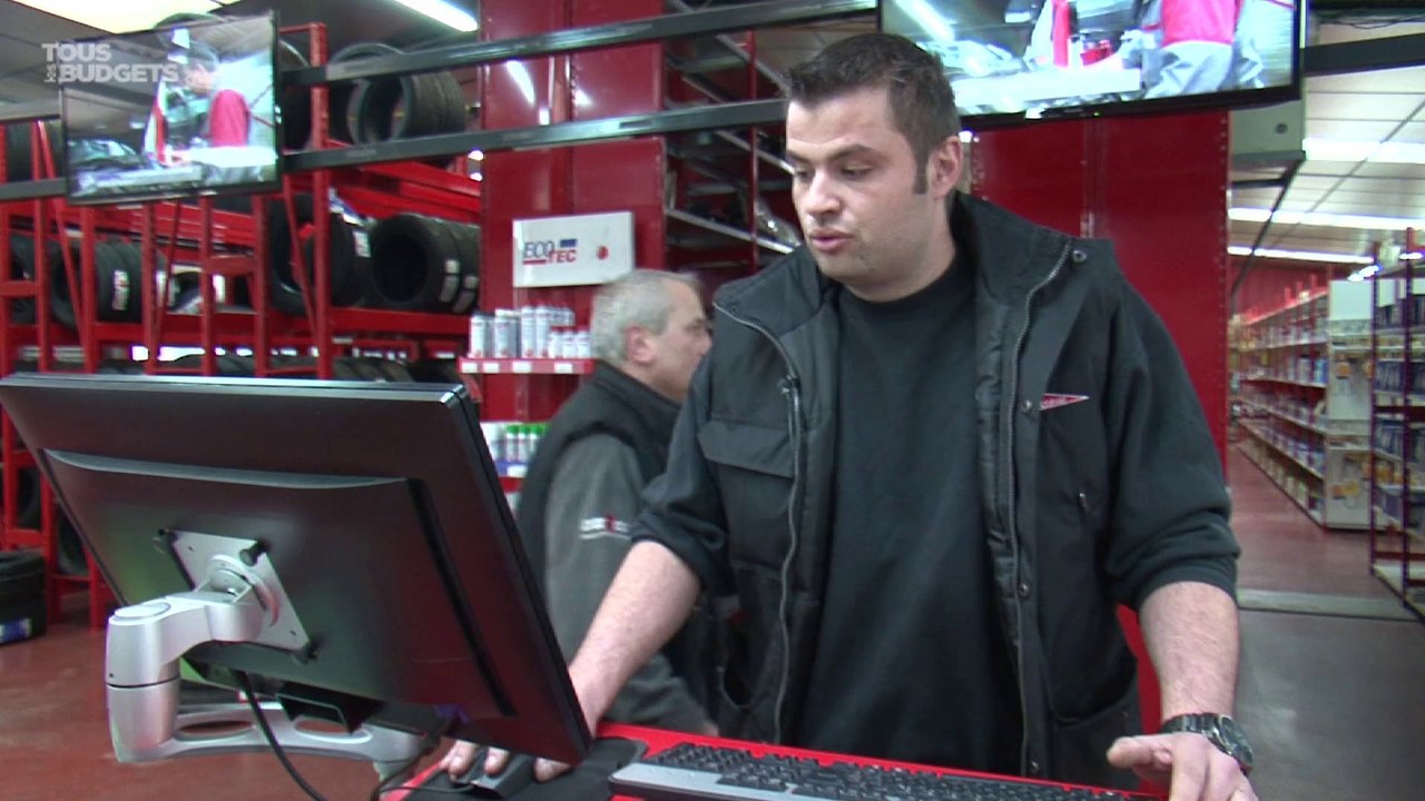 Réparer sa voiture avec des pièces d'occasion