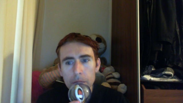 Wiwi égratigne dans les rues de ma jeunesse de Gérard Darmon