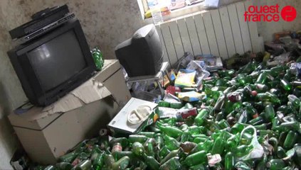Ils tombent sur 2000 bouteilles de bière dans un appart!!