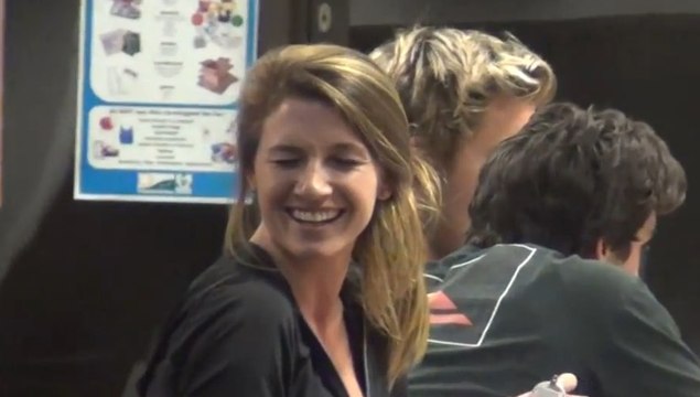 Funniest and Most Embarrassing Prank Ever!! Plug your earphones...