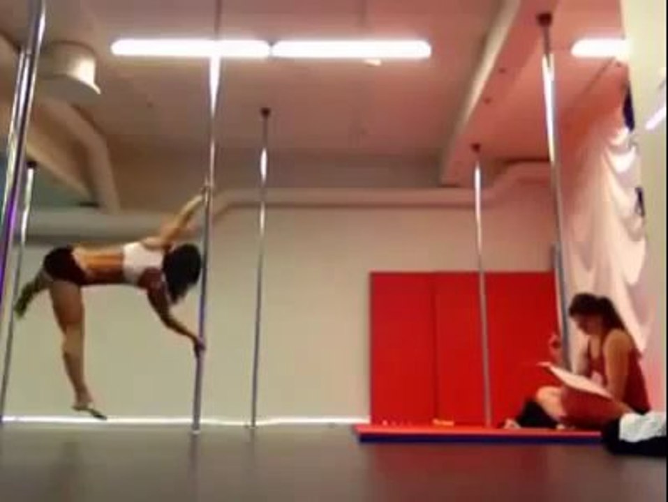 Incredibile quello che riesce fare questa ragazza