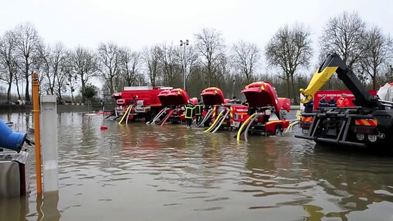 Inondations à Redon: la Vilaine continue de monter