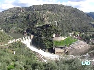 Apertura de compuertas de la presa de Saucelle