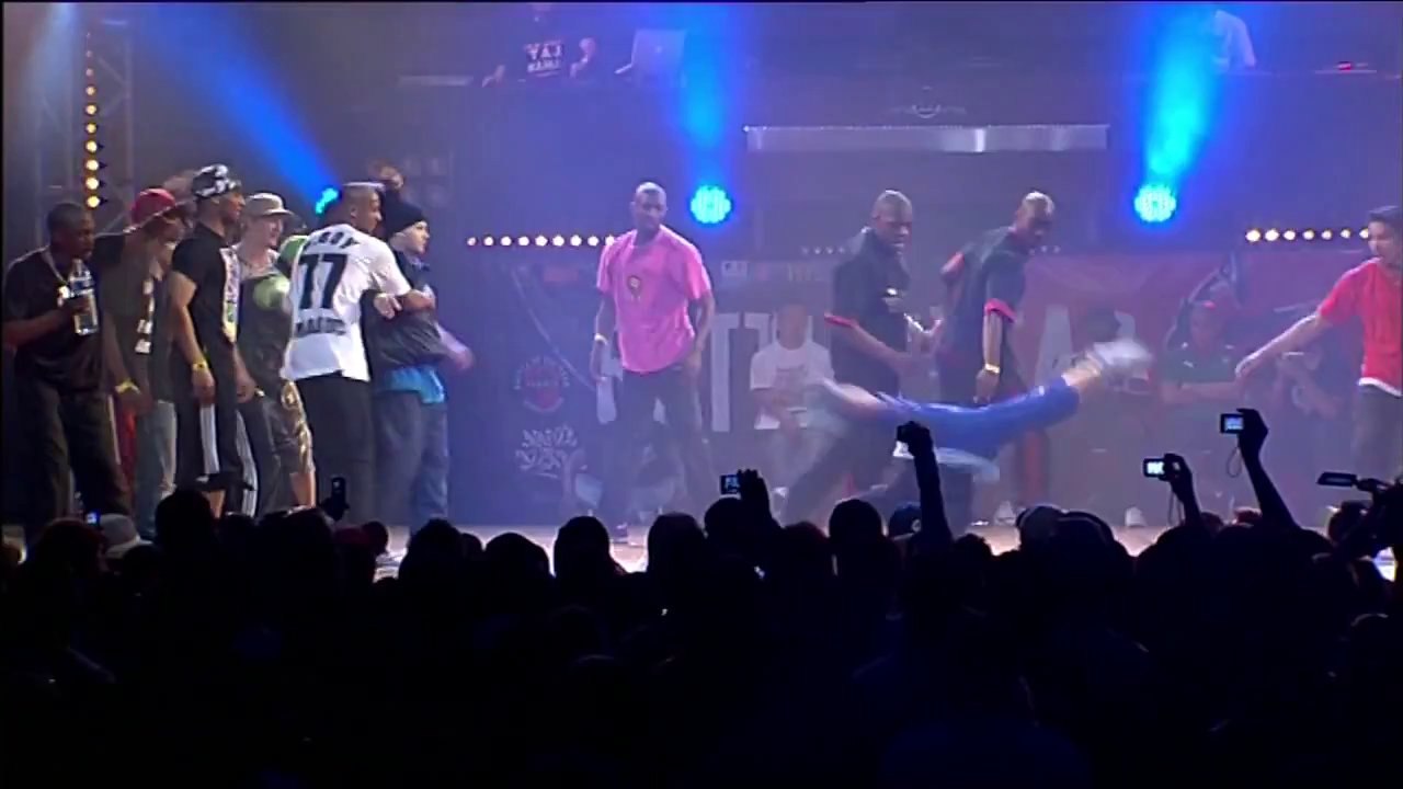 FINALE BOTY France 2009 - Phase T VS Fantastic Armada
