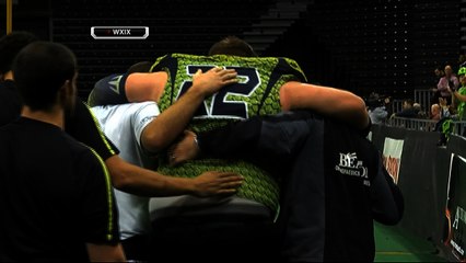 Jared Lorenzen breaks leg