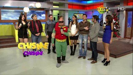 Simbolo esta saliendo con Anel