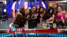 Ernesto Chavana ignora a las chicas De las Noches del Futbol