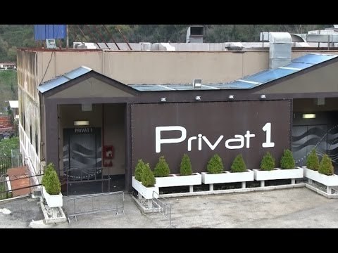 Pozzuoli (NA) - Sparatoria davanti discoteca, muore 24enne -1- (10.02.14)