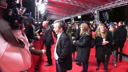 Roter Teppich für Pierce Brosnan in Berlin bei "A Long Way Down"