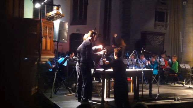 Massive Attack ft. Harmonieorkest 'Ons Genoegen' -Teardrop