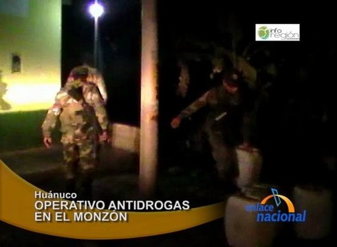 En Huánuco, policía antidrogas halla más de dos toneladas y media de insumos químicos en el distrito del Monzón.