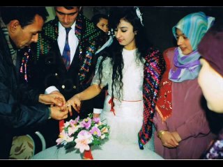 Kul Mustafa Anne Babam Dönmedi mi - yetimlerin Türküsü