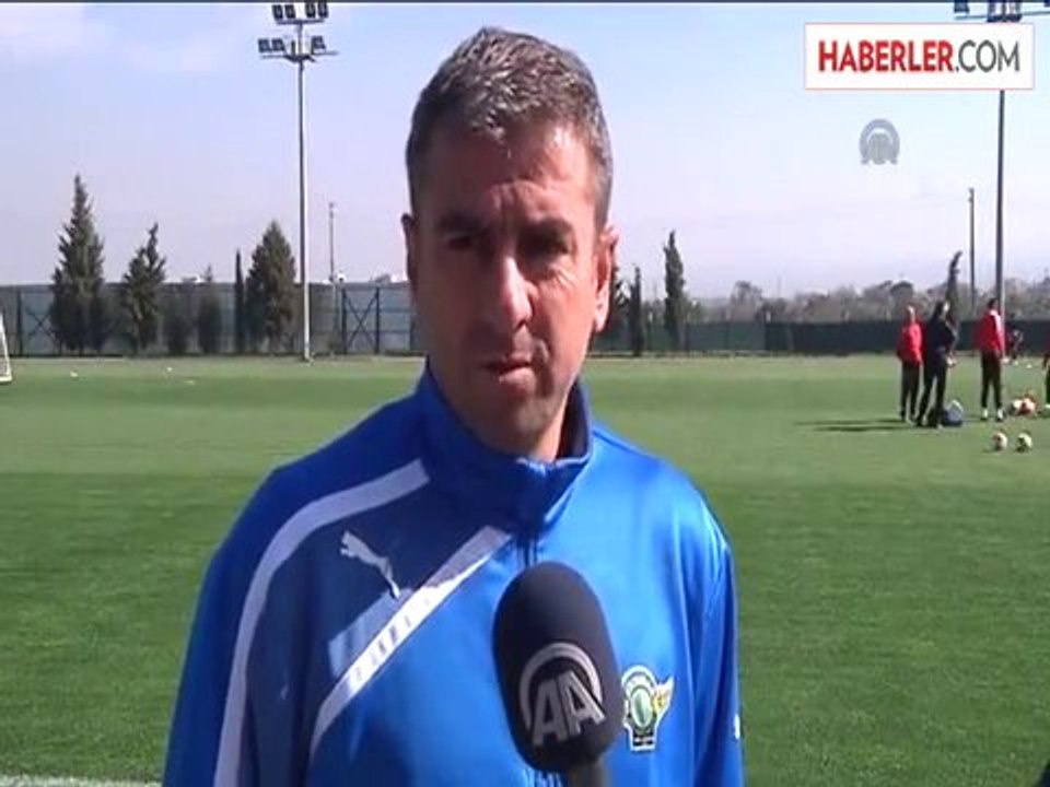 Akhisar Belediyespor Teknik Direktörü Hamzaoğlu -