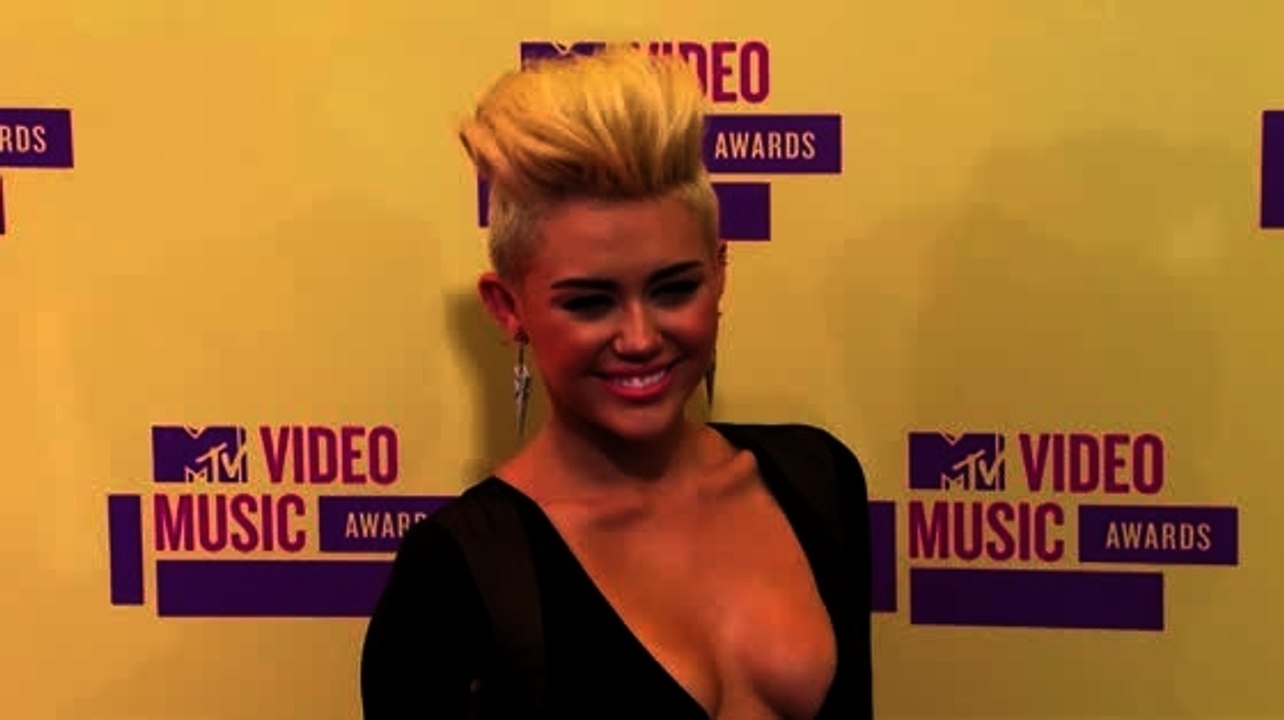 Miley Cyrus lehnt Einladung zum Abschlussball ab