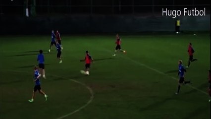 Football: Le joli lob du Brésilien Hulk