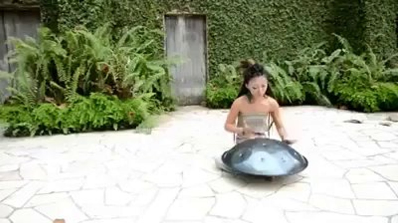 Incredibile quello che riesce a fare questa ragazza