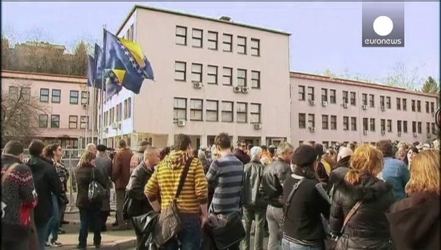 Bosnie : colère et appels à la démission du gouvernement