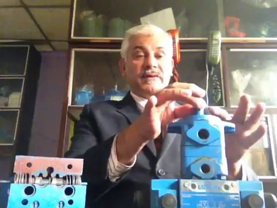 Vickers hydraulic training 3