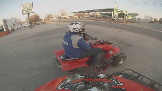 Honda 400 E X and Yamaha Kodiak 400 riding GoPro 3