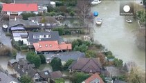 Tempeste e alluvioni sulla Gran Bretagna, ma si attende il peggio
