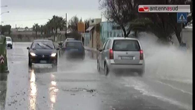 TG 11.02.14 Allerta meteo, in arrivo piogge, vento e temporali