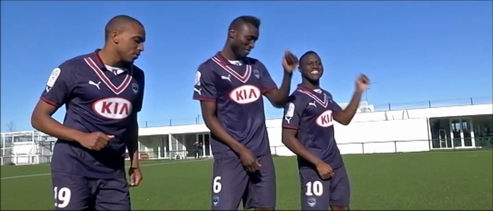 Le making-of du clip "Happy We are from Bordeaux" aux Girondins