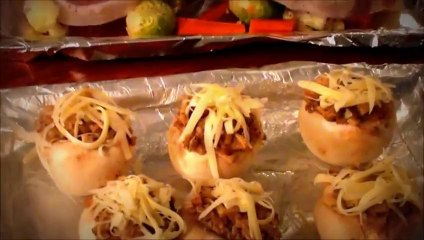 An Autumn Dinner Party Featuring Apples - CHARMED Episode 1