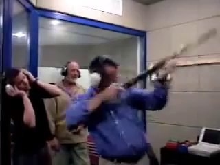 le fusil le plus puissant du monde_(360p)