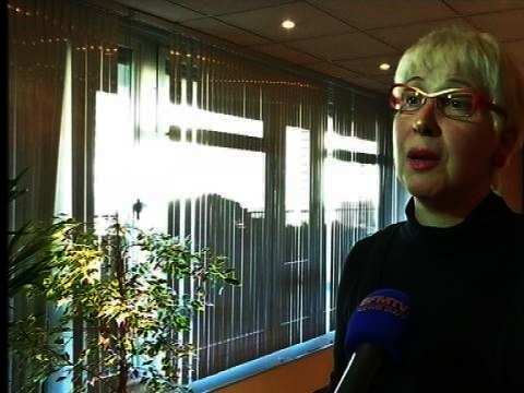 Catherine Peyge estime que la chasse aux Roms faite dans le pays accentue leur précarité - 12/02