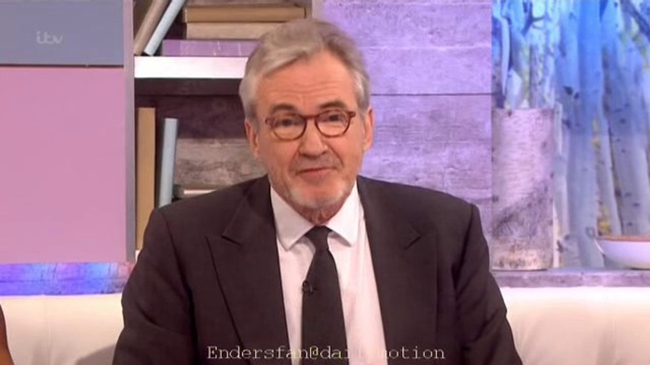 Larry Lamb