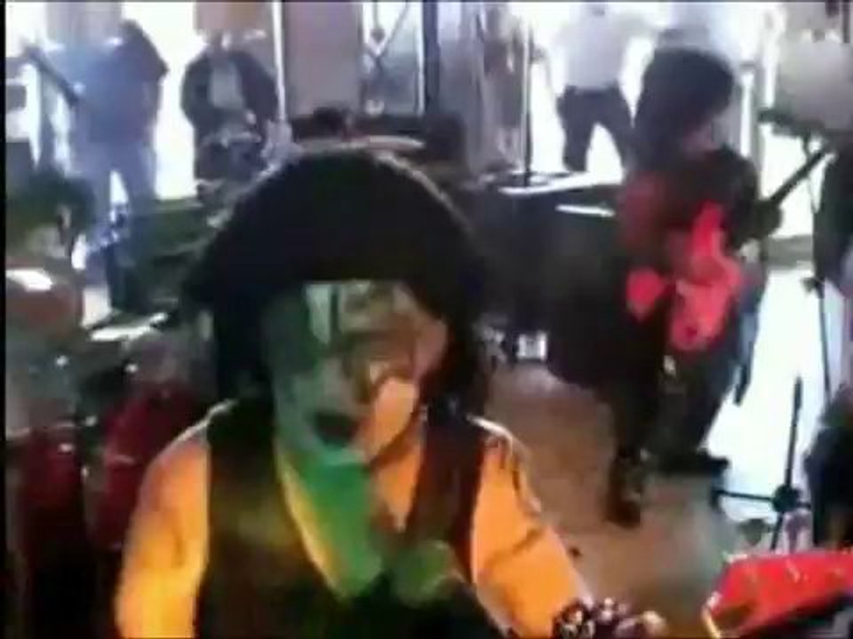 SHORTYS KISS - GOD GAVE ROCK N ROLL - DWARFS MIGHTY MIKE - VIDEO