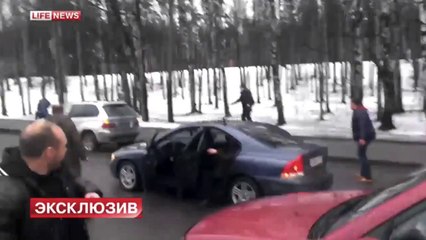 Rusya’da otobanda silahlı çatışma kamerada