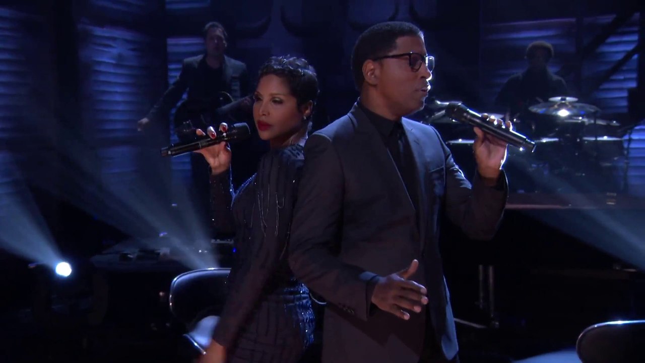 TONI BRAXTON ft KENNY BABYFACE EDMONDS " Hurt You " Live at the Conan O'Brien Show 11/02/2014 (HD).