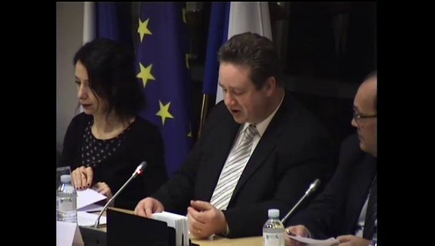 Examen du rapport tendant au développement, à l'encadrement des stages et à l'amélioration du statut des stagiaires - Mardi 11 Février 2014