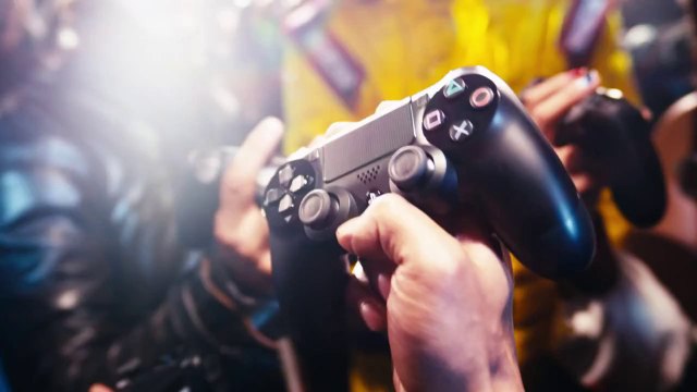 PS4 (PS4) - Publicité japonaise