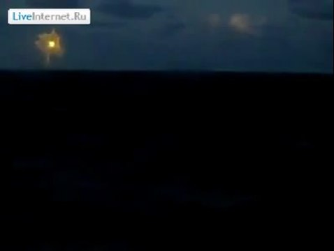 UFO . Triangle des Bermudes.. 2014